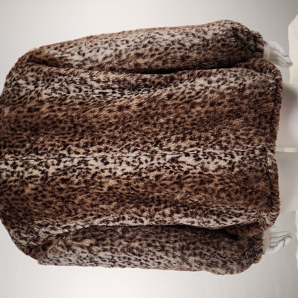 RUE+ Leopard Full zip fuzzy hoodie, Size 1X - Picture 8 of 17